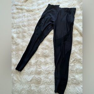 Oysho Women's Leggings with Animal Print and mesh detailing in Black L